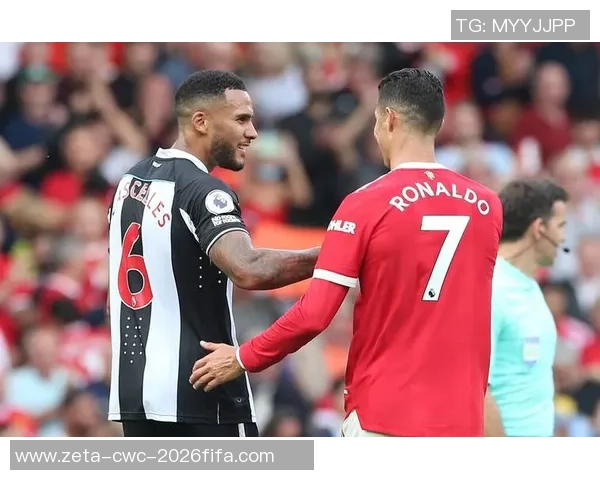 索尔斯克亚带领球队重返巅峰之路探索足球战术与团队精神的完美结合 索尔斯克亚带领球队重返巅峰之路探索足球战术与团队精神的完美结合